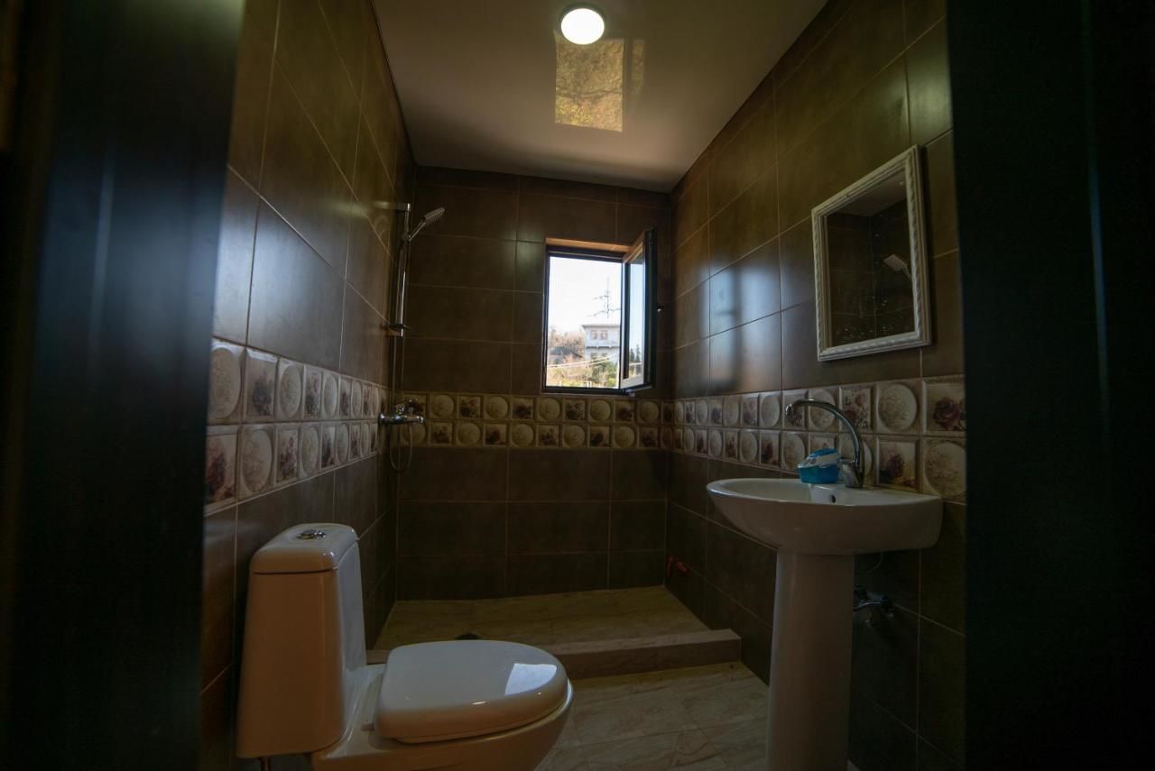 Отель Blaze Hotel Махинджаури