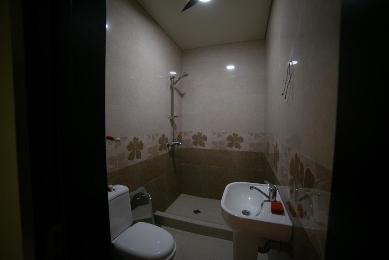 Отель Blaze Hotel Махинджаури