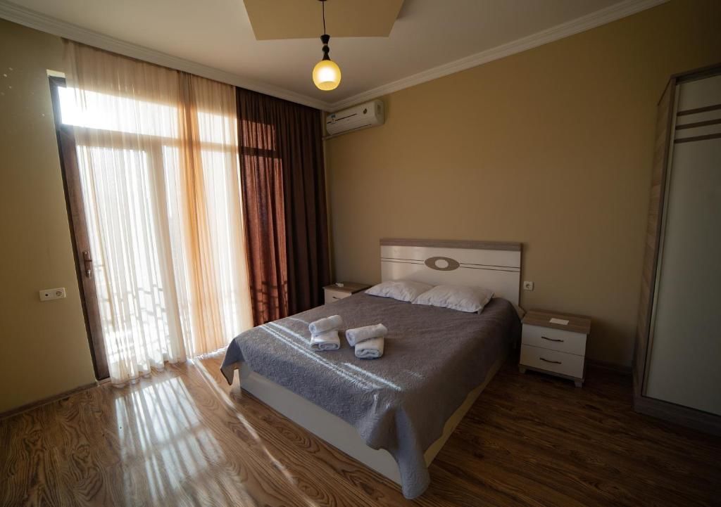 Отель Blaze Hotel Махинджаури