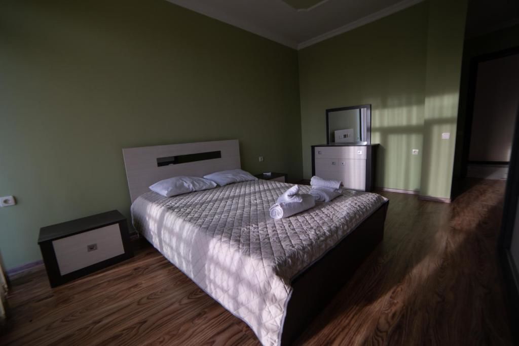 Отель Blaze Hotel Махинджаури