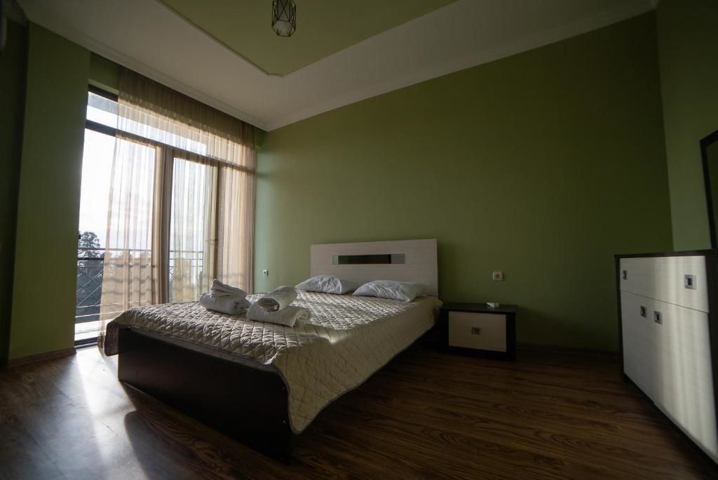 Отель Blaze Hotel Махинджаури