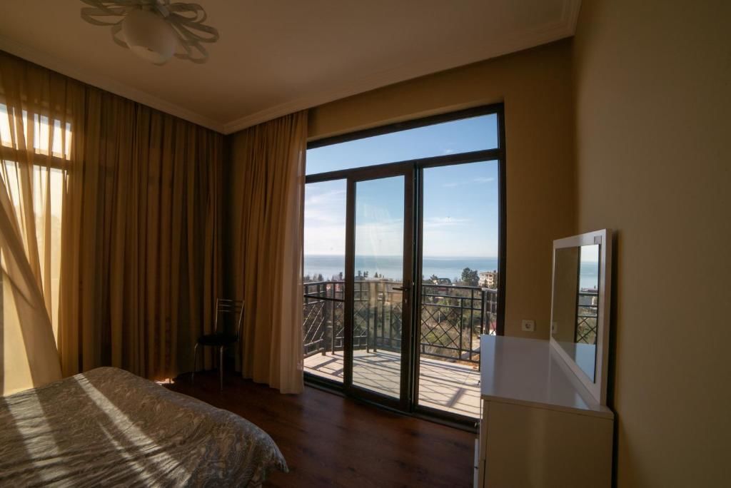 Отель Blaze Hotel Махинджаури